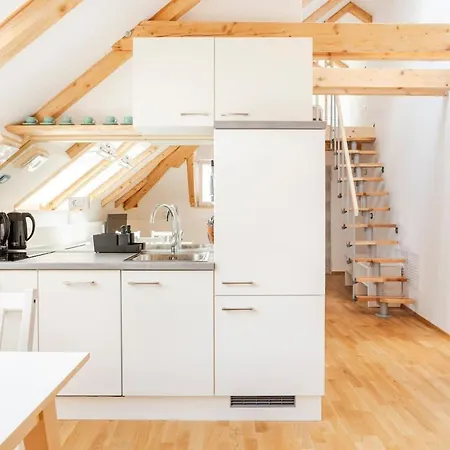 Sofija's * Любляна